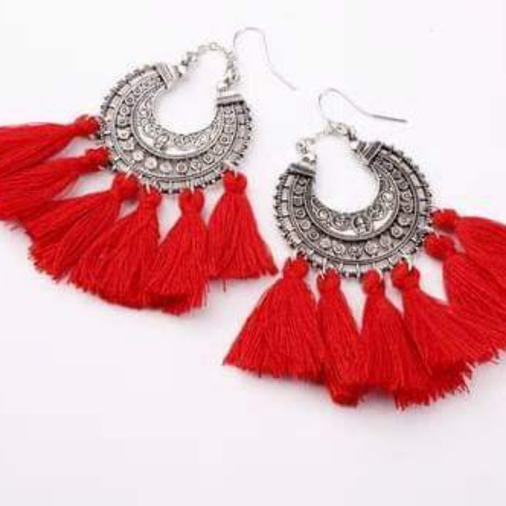 Bohemian Retro Long Tassel Earrings (New)